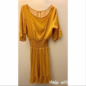 Adorable Polka dot dress! No zips just pull over.